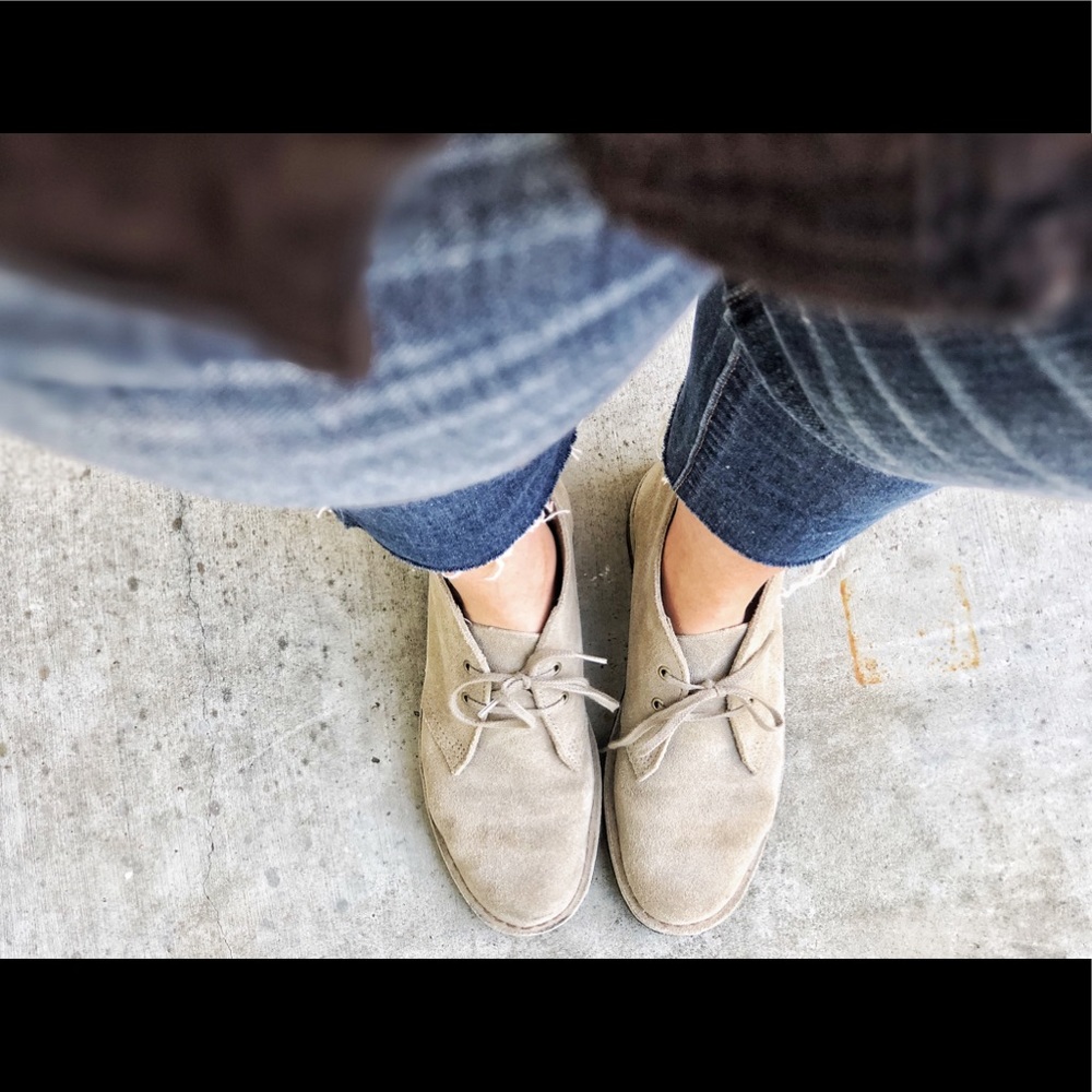 Clark’s Desert Boots✨